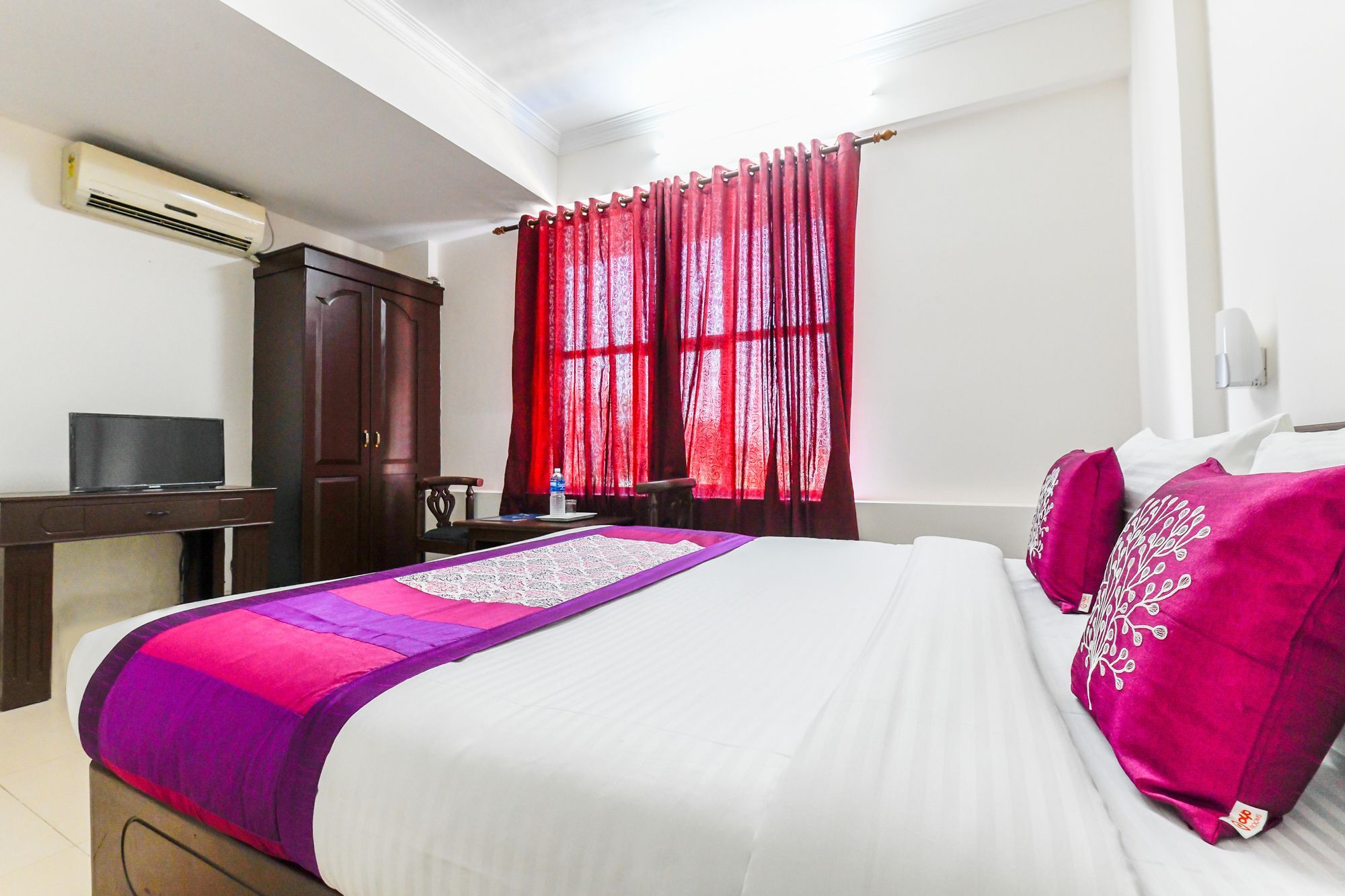 Oyo 11309 Hotel Green Land Residency Kochi Exterior photo
