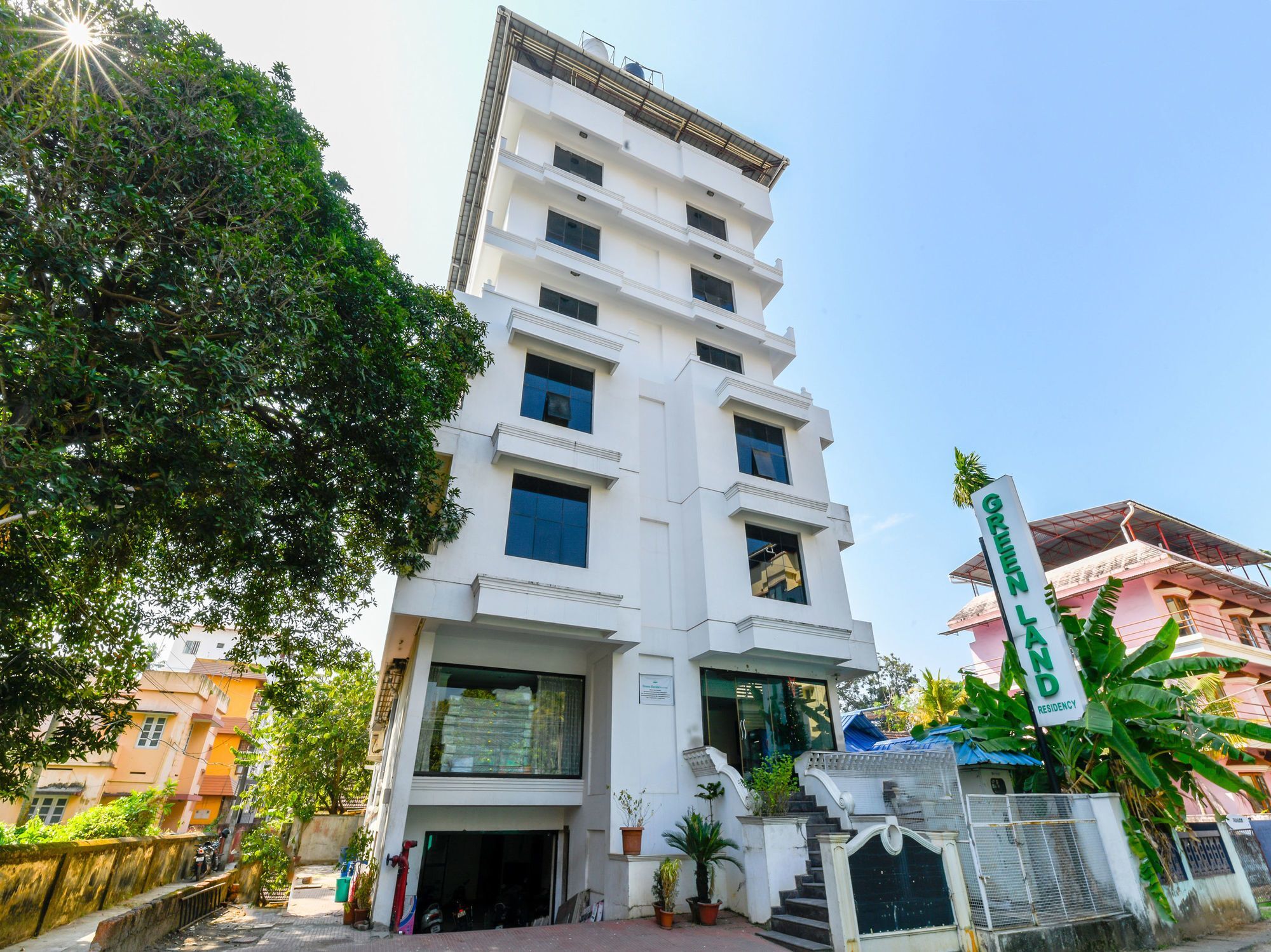 Oyo 11309 Hotel Green Land Residency Kochi Exterior photo